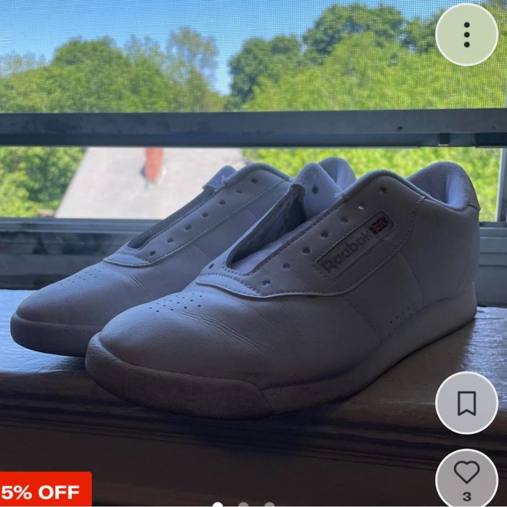 Vintage Reebok sneaker